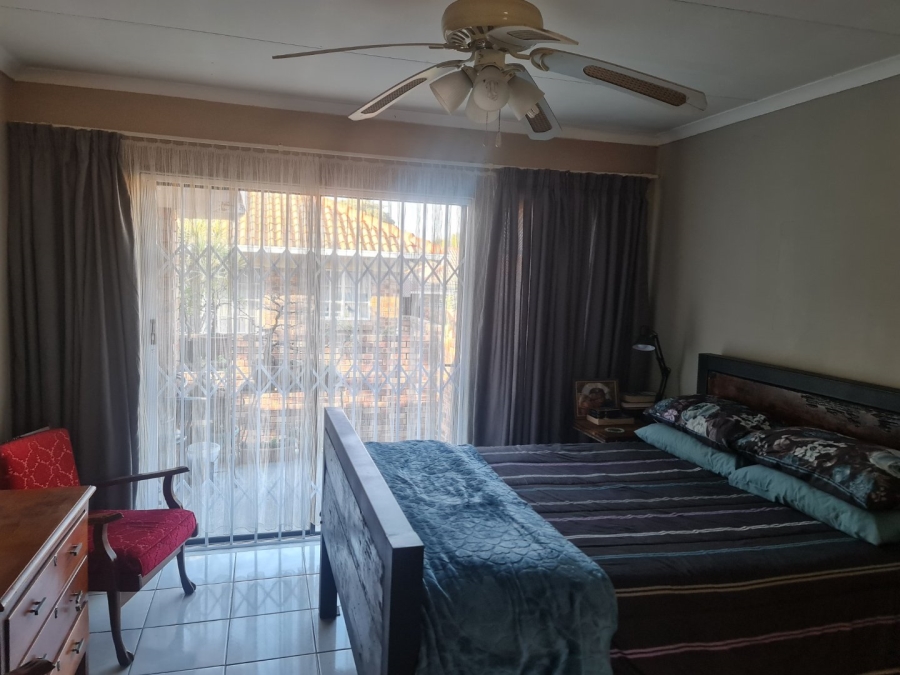 3 Bedroom Property for Sale in Geelhoutpark North West